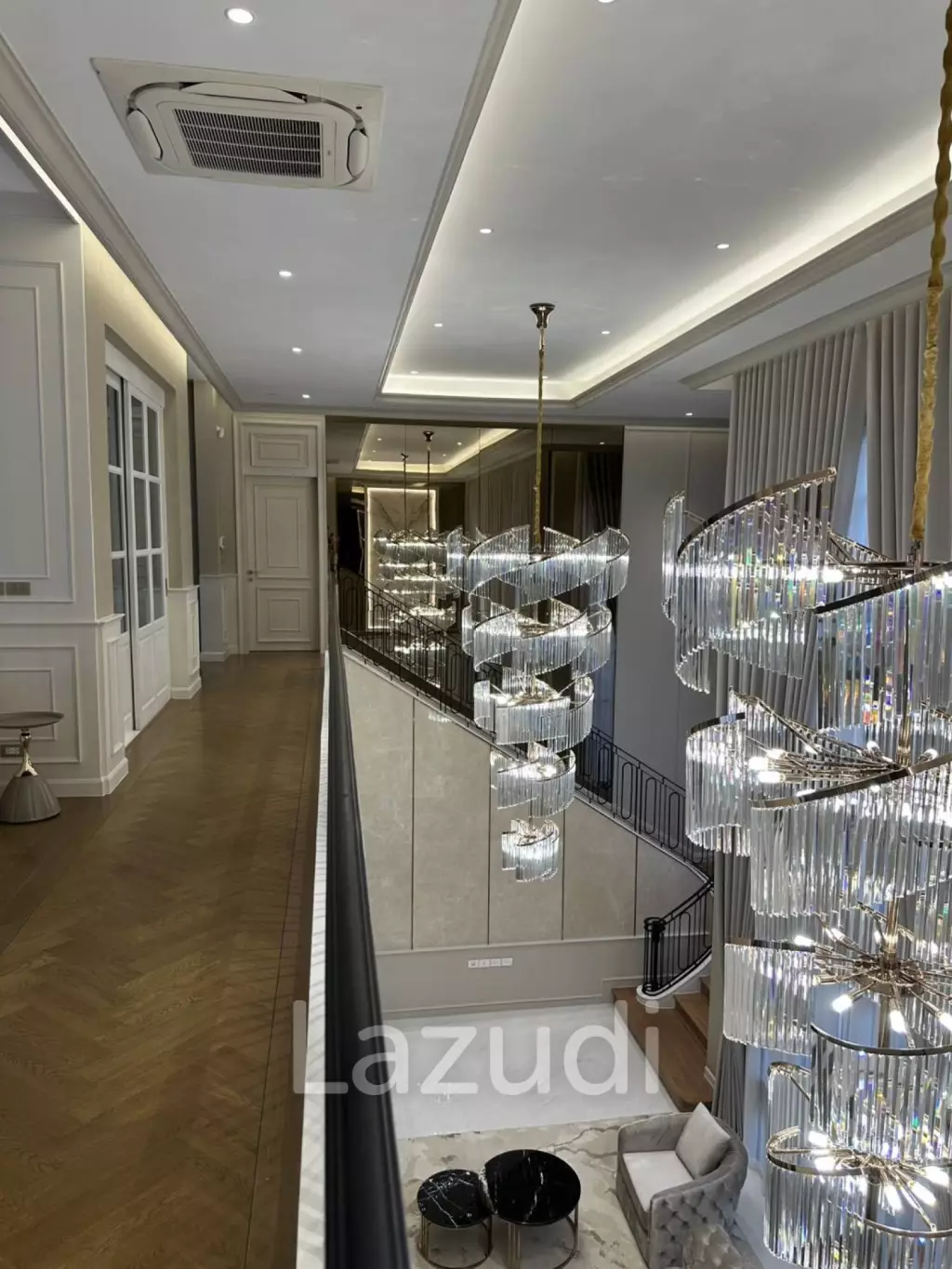 Luxury 4-Bedroom Detached Home in Hua Mak Bangkok