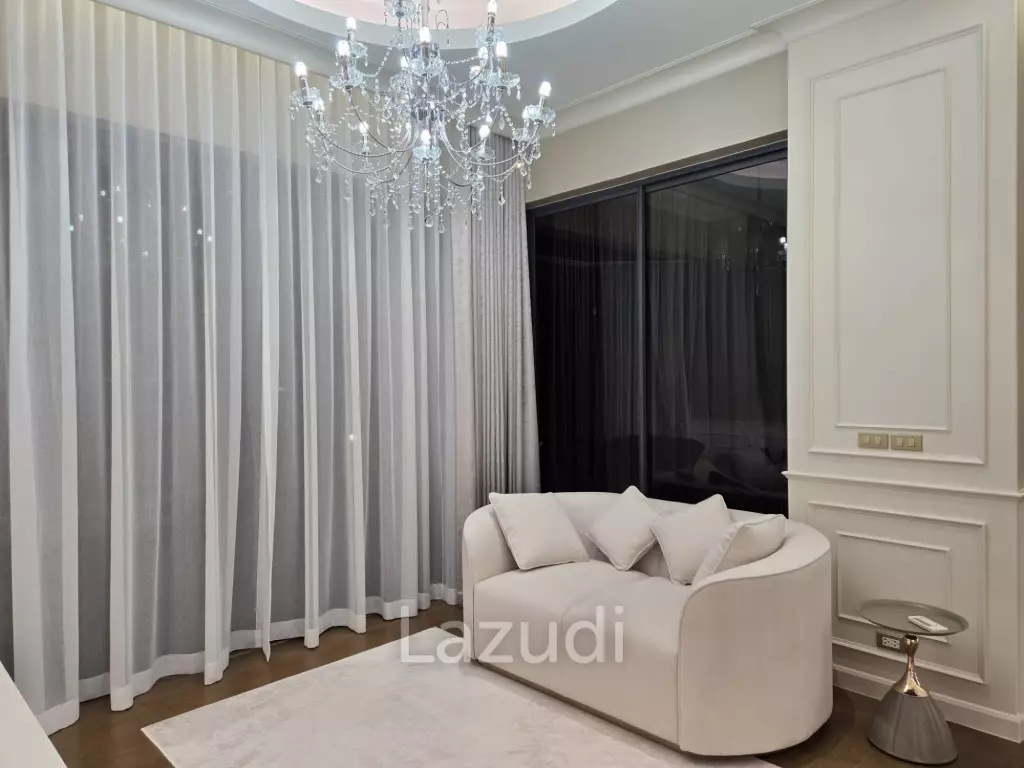 Luxury 4-Bedroom Detached Home in Hua Mak Bangkok
