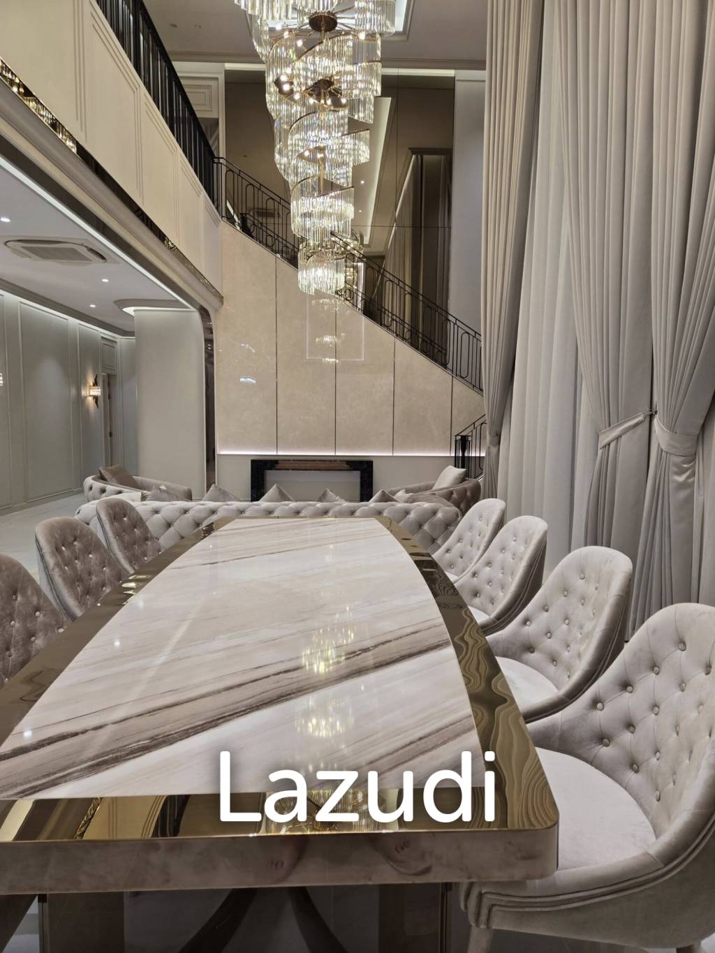 Luxury 4-Bedroom Detached Home in Hua Mak Bangkok