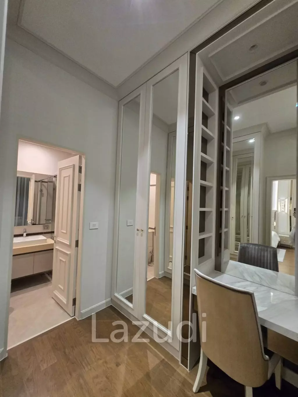 Luxury 4-Bedroom Detached Home in Hua Mak Bangkok