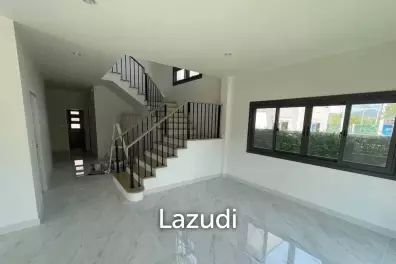Brand New 4-Bedroom House for Sale in Koh Kaew