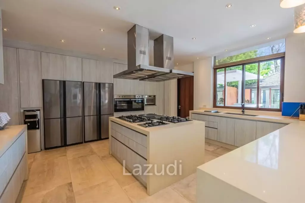 Super Luxury Sea View 7-Bedroom Pool Villa for Rent in Panwa