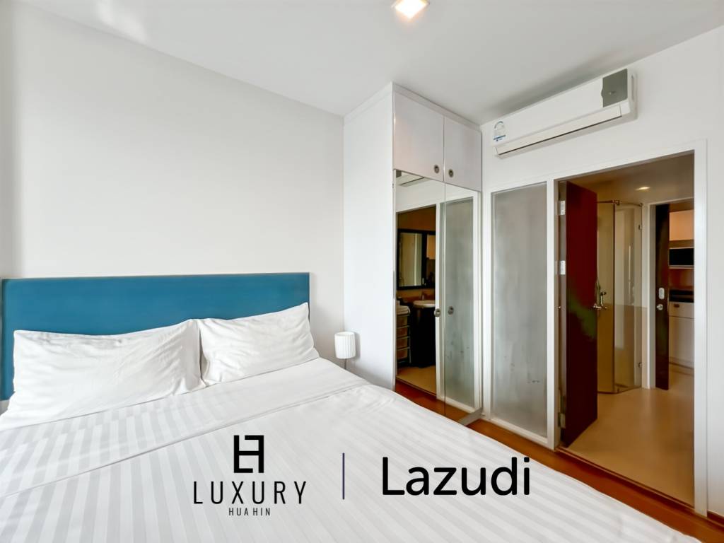 Modern 1-Bed Condo on Top Floor in Baan View Viman