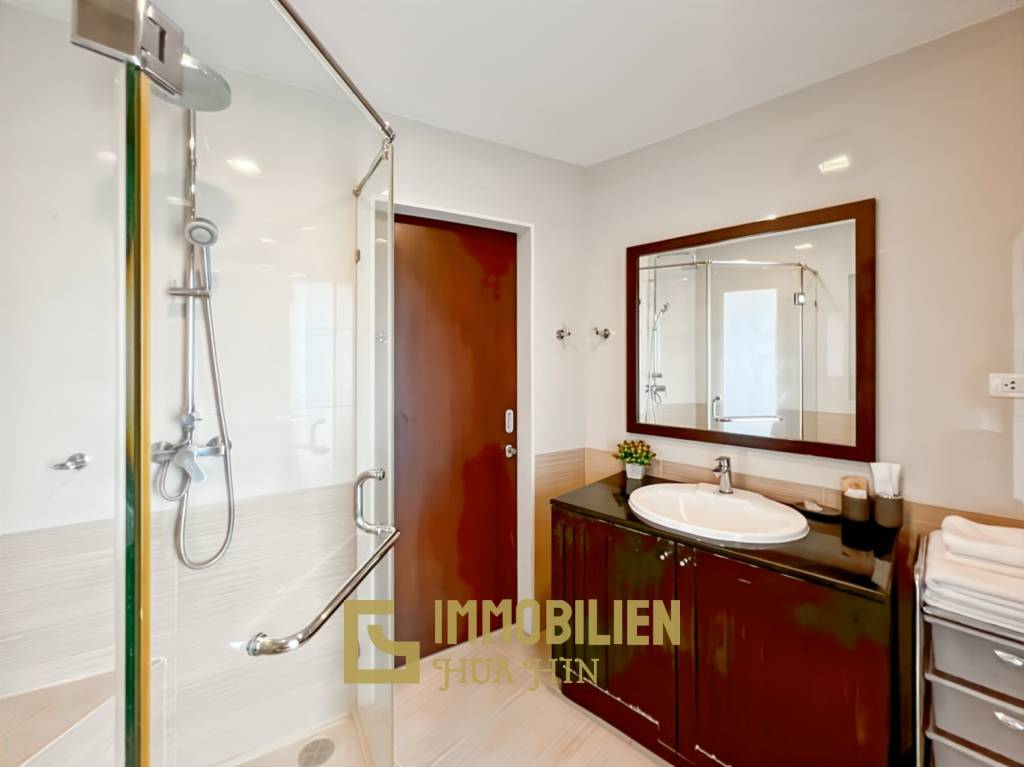 7. Stock / 39,70 qm / Bergblick