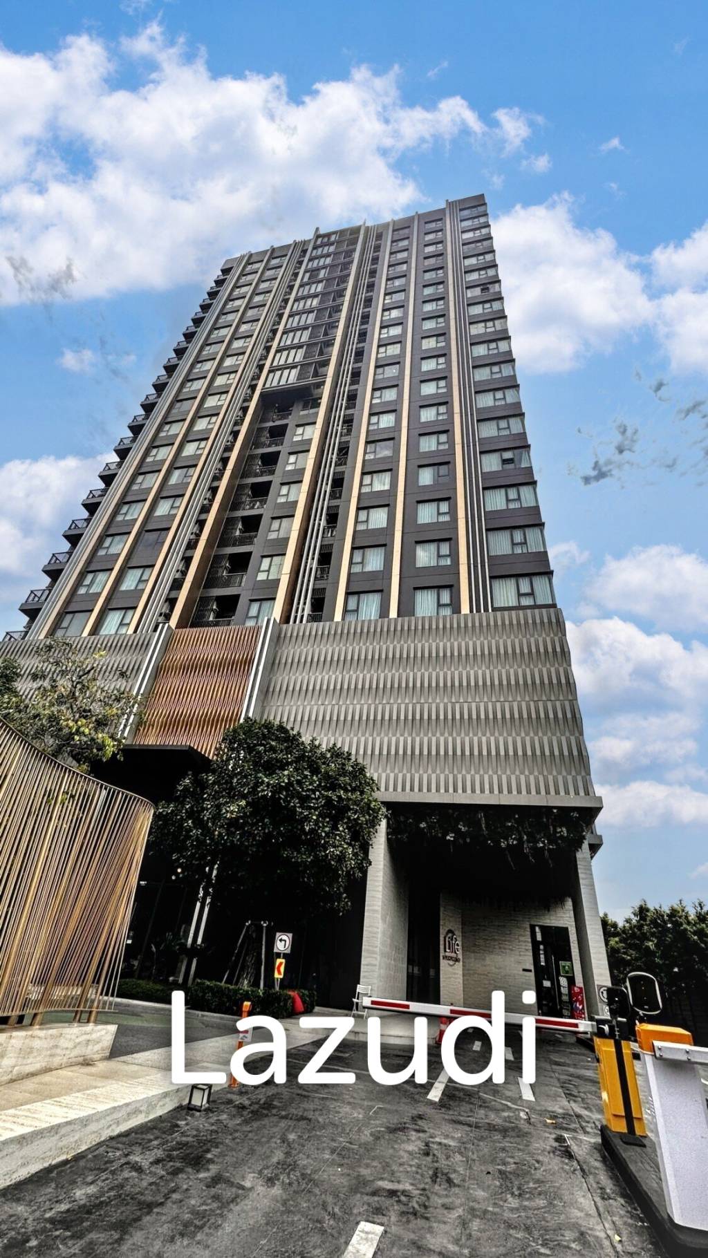1 Bed 1 Bath 30 SQ.M Life Sukhumvit 62