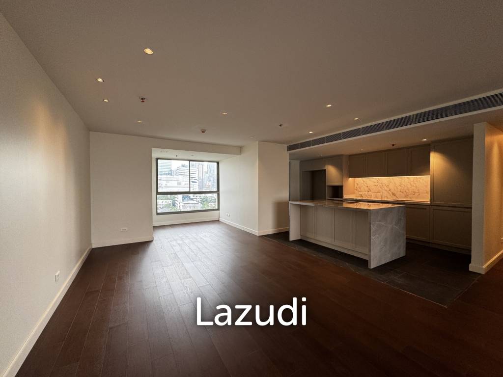 Private Condo Low Rise near BTS Phormphong