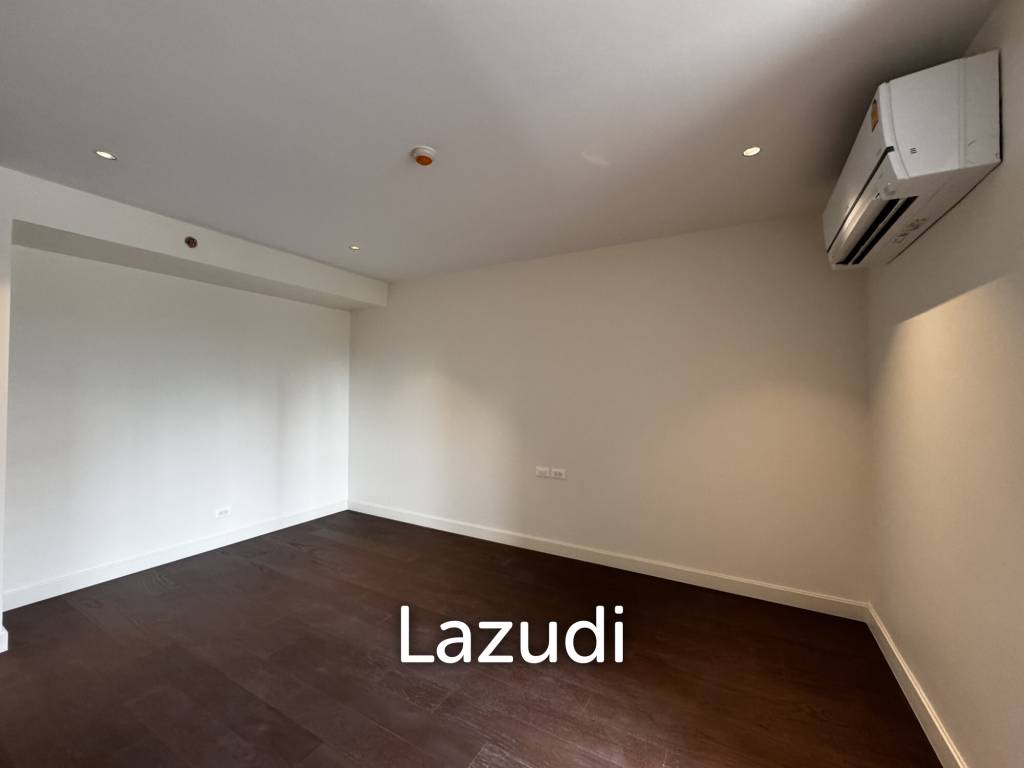 Private Condo Low Rise near BTS Phormphong