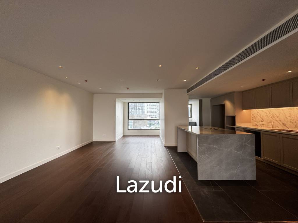 Private Condo Low Rise near BTS Phormphong