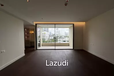 Private Condo Low Rise near BTS Phormphong
