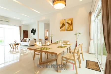 Elegant Modern Villa with Pool Hua Hin