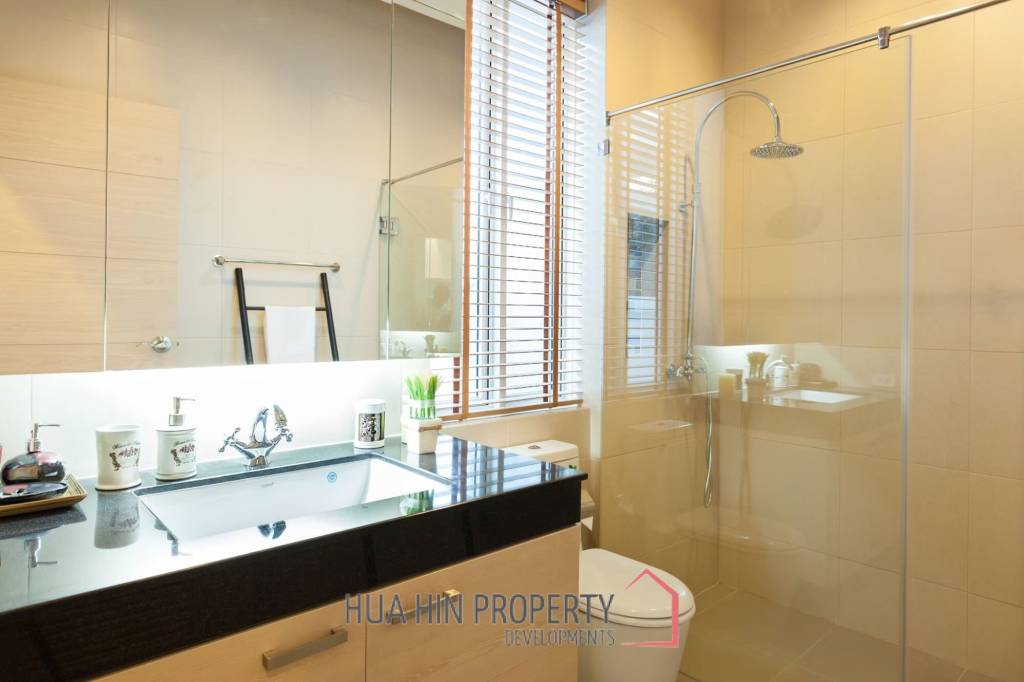 Elegant Modern Villa with Pool Hua Hin