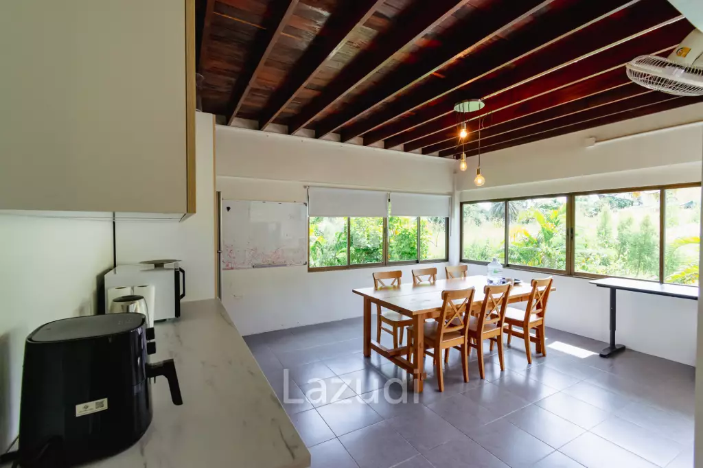 SINGLE HOUSE AT PALM HILLS GOLF COURSE : 3 bed direct view golf fairway