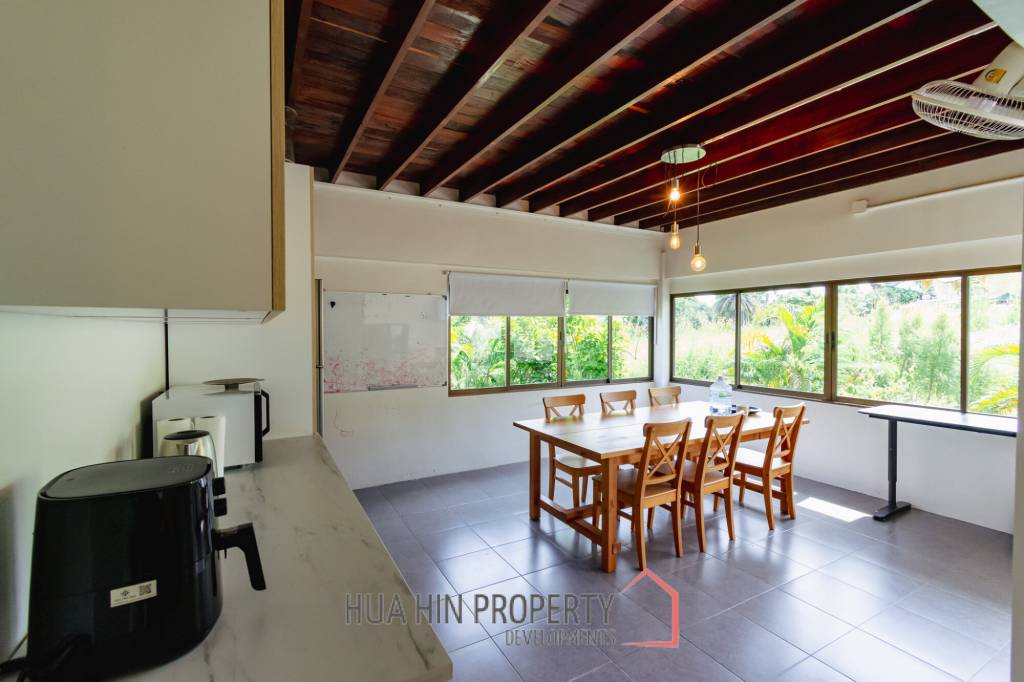 SINGLE HOUSE AT PALM HILLS GOLF COURSE : 3 bed direct view golf fairway