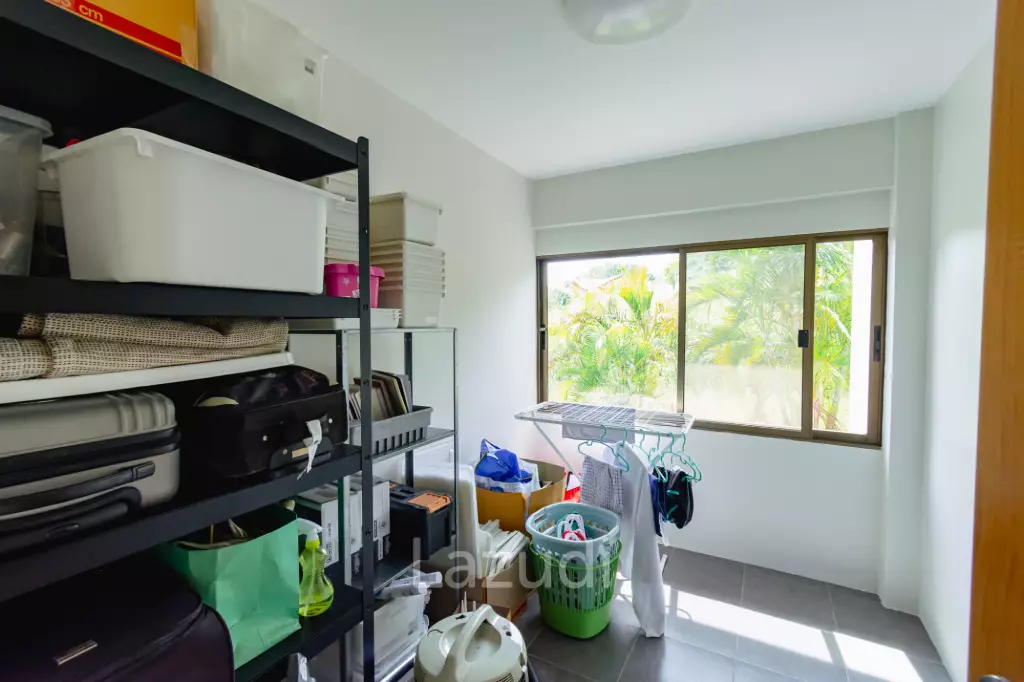 SINGLE HOUSE AT PALM HILLS GOLF COURSE : 3 bed direct view golf fairway