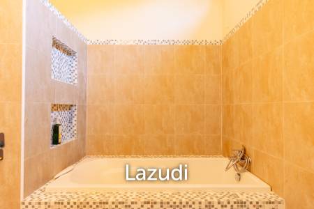 SINGLE HOUSE AT PALM HILLS GOLF COURSE : 3 bed direct view golf fairway