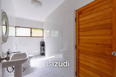 SINGLE HOUSE AT PALM HILLS GOLF COURSE : 3 bed direct view golf fairway