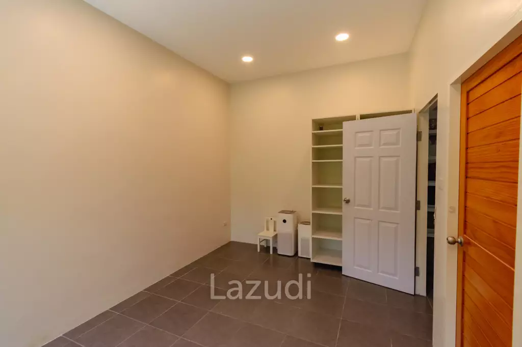 SINGLE HOUSE AT PALM HILLS GOLF COURSE : 3 bed direct view golf fairway