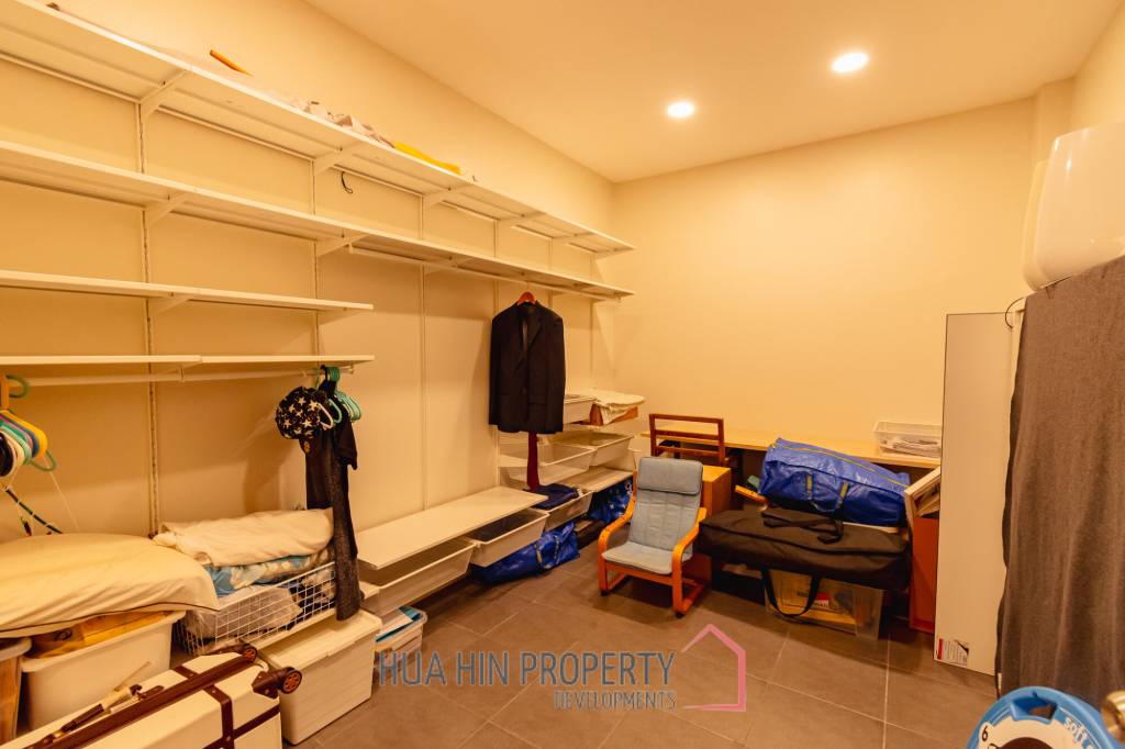 SINGLE HOUSE AT PALM HILLS GOLF COURSE : 3 bed direct view golf fairway