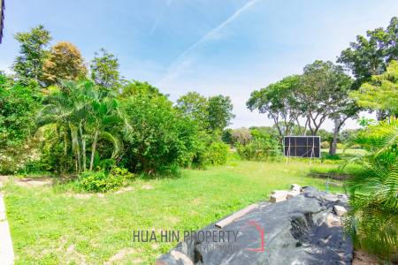 SINGLE HOUSE AT PALM HILLS GOLF COURSE : 3 bed direct view golf fairway