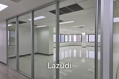 Spacious Office in Ocean Tower 2 Bangkok