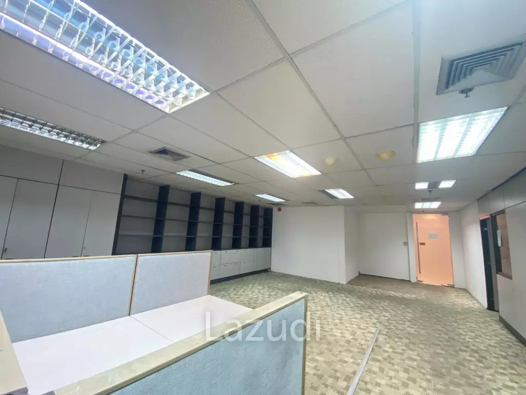 Fully Furnished Office in Ocean Tower 2 Bangkok