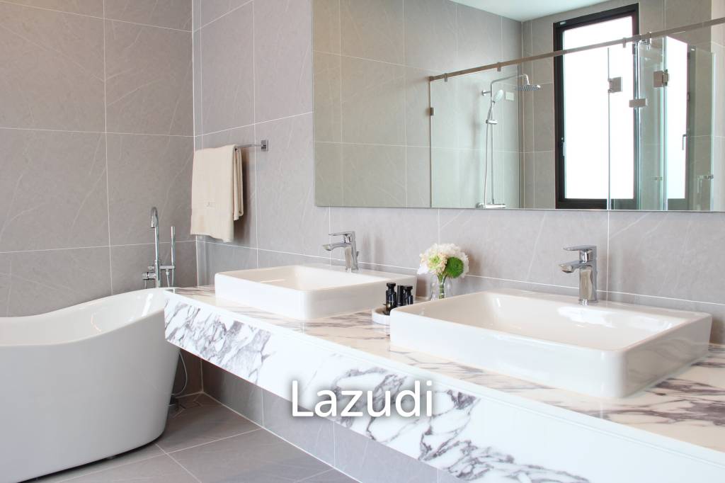 Luxury House Srinakarin MRT Suan Luang 3 Storeys