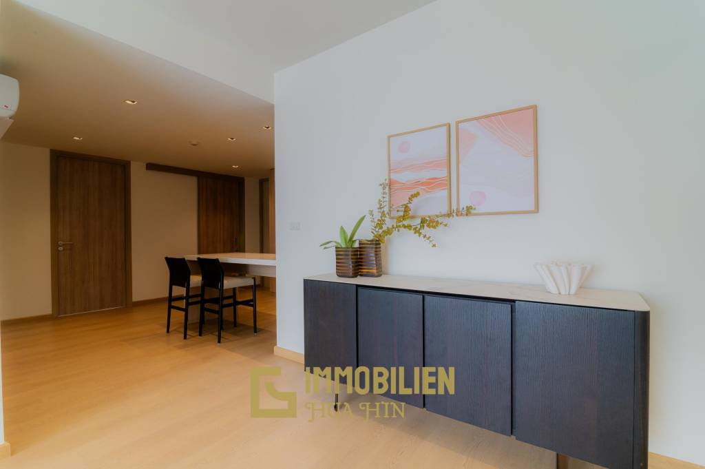 Brandneue Eigentumswohnung direkt neben dem Palm Hills Golfplatz