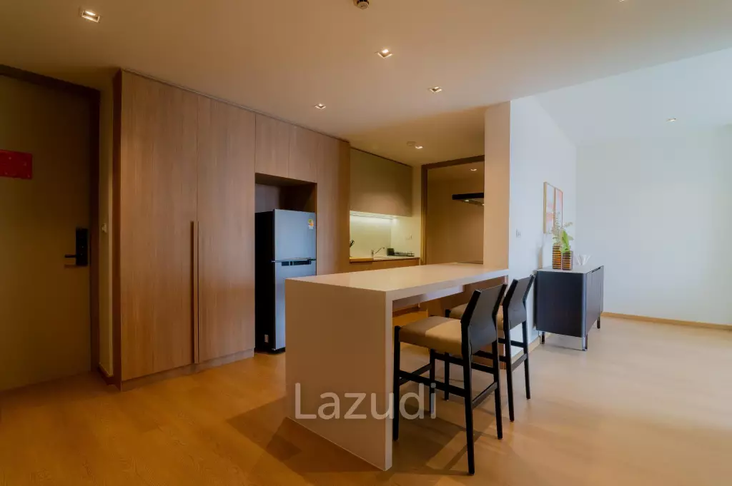 Luxury Condo right next to Plam Hills Golf