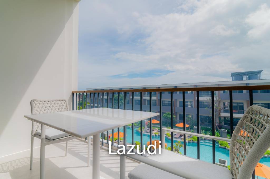 Luxury Condo right next to Plam Hills Golf
