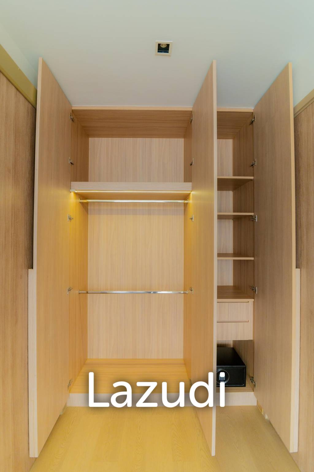 Luxury Condo right next to Plam Hills Golf