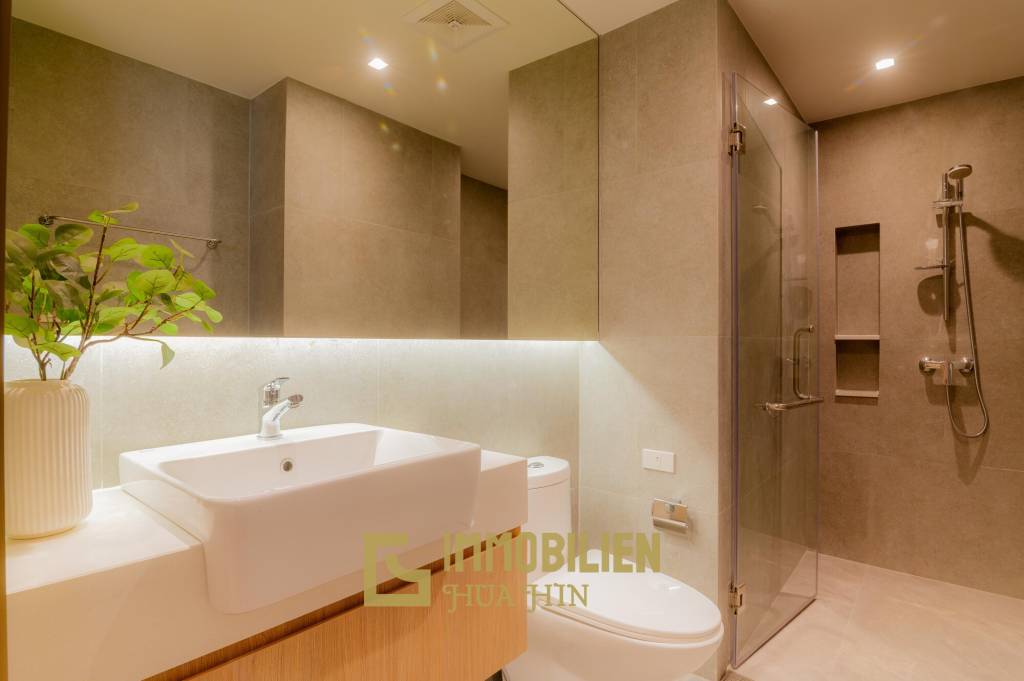 Brandneue Eigentumswohnung direkt neben dem Palm Hills Golfplatz