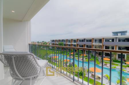 Brandneue Eigentumswohnung direkt neben dem Palm Hills Golfplatz