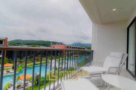 Brandneue Eigentumswohnung direkt neben dem Palm Hills Golfplatz