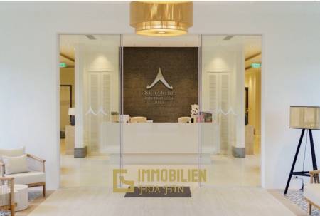 Brandneue Eigentumswohnung direkt neben dem Palm Hills Golfplatz