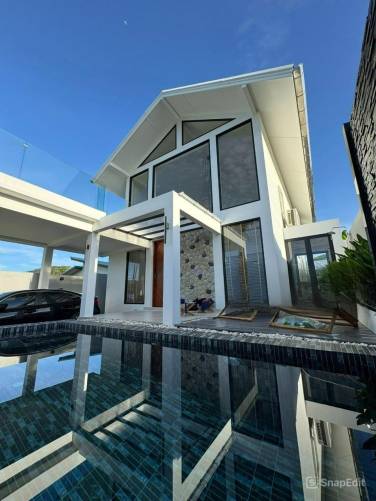 3-Bedroom Pool Villa for Sale in Soi Saiyuan, Rawai