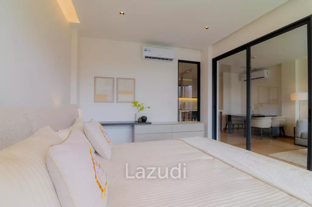 Luxury1-Bedroom Condo at Sunshine Prestige, Opposite Palm Hills Golf Course