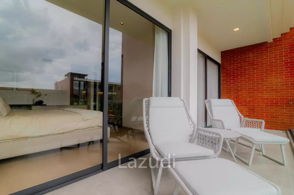 Luxury1-Bedroom Condo at Sunshine Prestige, Opposite Palm Hills Golf Course