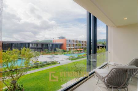 Moderne 1-Schlafzimmer-Eigentumswohnung im Sunshine Prestige, gegenüber dem Palm Hills Golfplatz