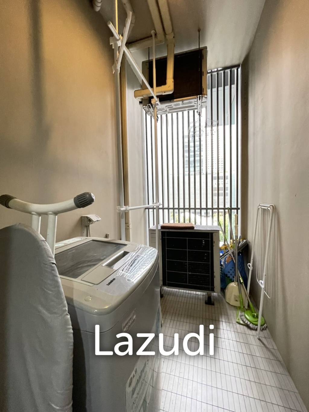 53 Sqm 1 Bed 1 Bath Condo For Sale in The Room Sukhumvit 21