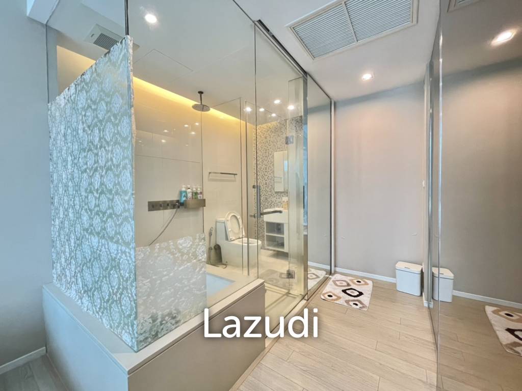 53 Sqm 1 Bed 1 Bath Condo For Sale in The Room Sukhumvit 21