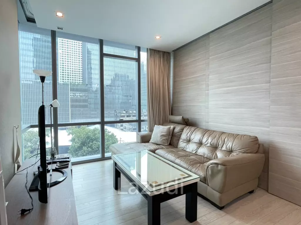 53 Sqm 1 Bed 1 Bath Condo For Sale in The Room Sukhumvit 21