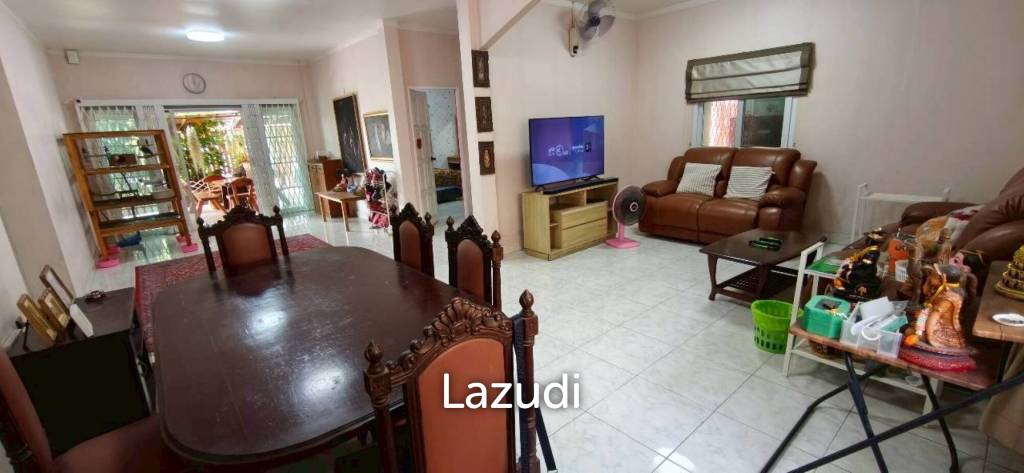 2 Bedrooms 2 Bathrooms 150 SQ.M. Baan Koon Suk 1