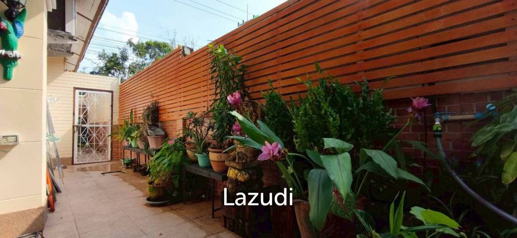 2 Bedrooms 2 Bathrooms 150 SQ.M. Baan Koon Suk 1