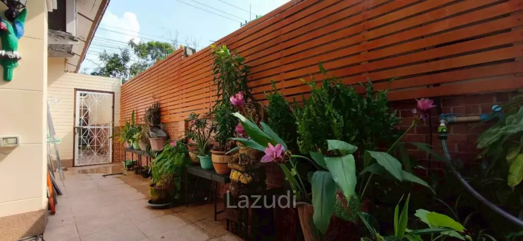 2 Bedrooms 2 Bathrooms 150 SQ.M. Baan Koon Suk 1