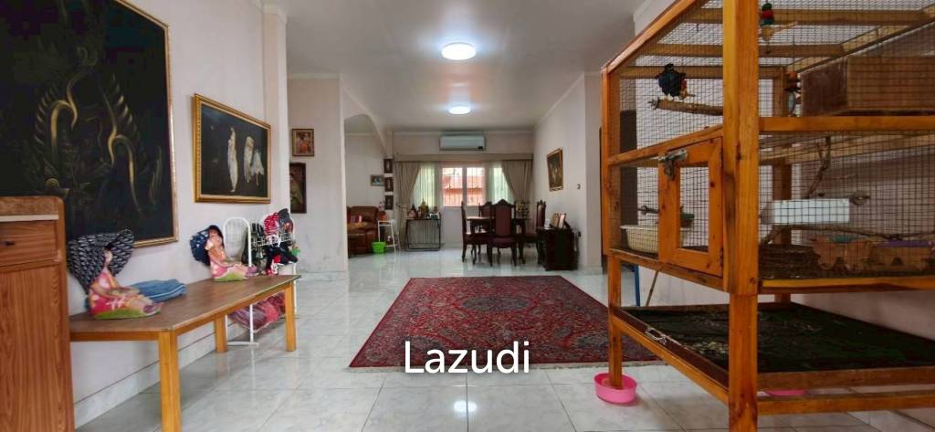 2 Bedrooms 2 Bathrooms 150 SQ.M. Baan Koon Suk 1