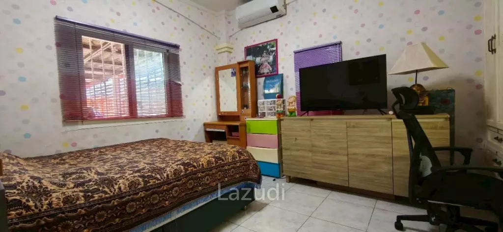 2 Bedrooms 2 Bathrooms 150 SQ.M. Baan Koon Suk 1