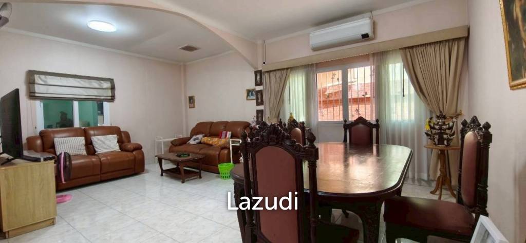 2 Bedrooms 2 Bathrooms 150 SQ.M. Baan Koon Suk 1