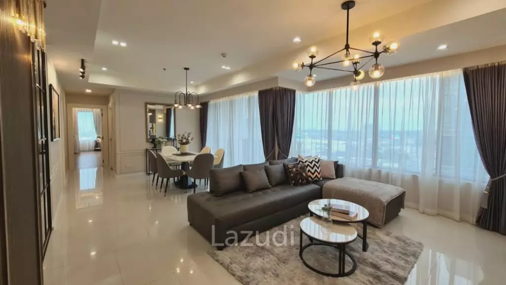 2 Bed 3 Bath 108 SQ.M The Emporio Place