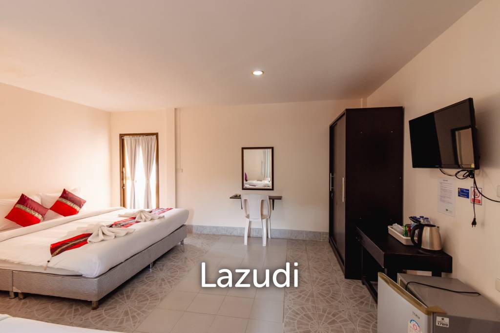 16 Rooms Hotel nearby the beach and town for Sale