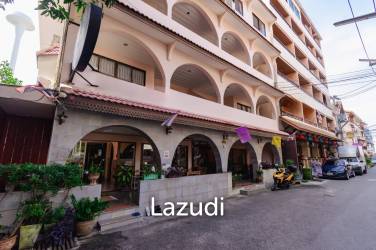 16 Rooms Hotel nearby the beach and town for Sale